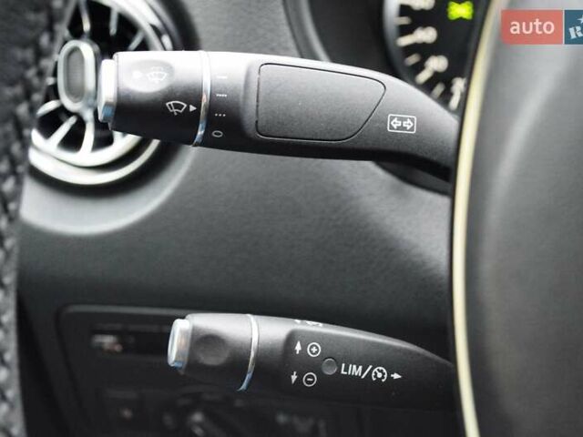 Серый Мерседес Вито, объемом двигателя 2.2 л и пробегом 99 тыс. км за 21500 $, фото 26 на Automoto.ua