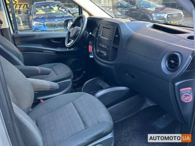 Сірий Мерседес Віто, об'ємом двигуна 2.2 л та пробігом 253 тис. км за 25500 $, фото 15 на Automoto.ua