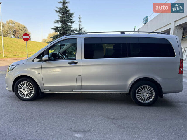 Серый Мерседес Вито, объемом двигателя 2.2 л и пробегом 192 тыс. км за 23950 $, фото 4 на Automoto.ua