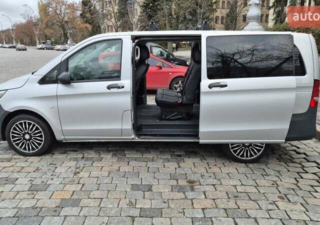 Серый Мерседес Вито, объемом двигателя 2 л и пробегом 138 тыс. км за 22000 $, фото 7 на Automoto.ua