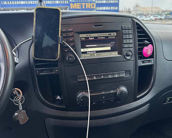 Серый Мерседес Вито, объемом двигателя 2.14 л и пробегом 293 тыс. км за 23000 $, фото 10 на Automoto.ua