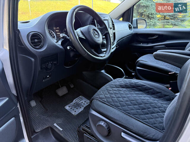 Серый Мерседес Вито, объемом двигателя 2.2 л и пробегом 192 тыс. км за 23950 $, фото 8 на Automoto.ua