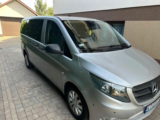 Серый Мерседес Вито, объемом двигателя 2.2 л и пробегом 255 тыс. км за 10800 $, фото 2 на Automoto.ua