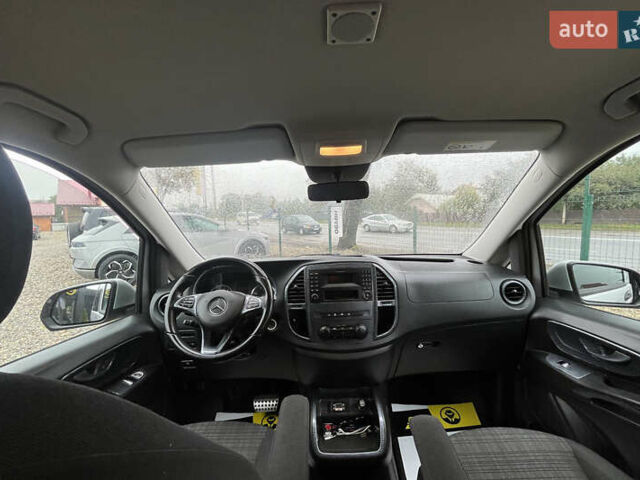 Серый Мерседес Вито, объемом двигателя 2.14 л и пробегом 180 тыс. км за 25500 $, фото 21 на Automoto.ua