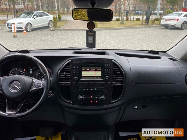 Серый Мерседес Вито, объемом двигателя 2 л и пробегом 214 тыс. км за 23900 $, фото 7 на Automoto.ua