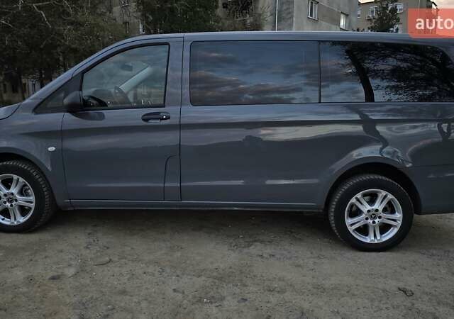 Серый Мерседес Вито, объемом двигателя 2.14 л и пробегом 240 тыс. км за 20800 $, фото 6 на Automoto.ua