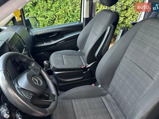 Серый Мерседес Вито, объемом двигателя 2.1 л и пробегом 255 тыс. км за 18000 $, фото 13 на Automoto.ua