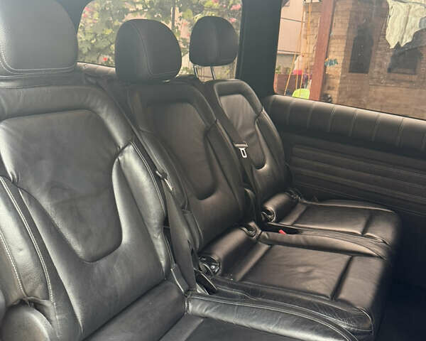 Сірий Мерседес Віто, об'ємом двигуна 2.14 л та пробігом 315 тис. км за 24500 $, фото 2 на Automoto.ua