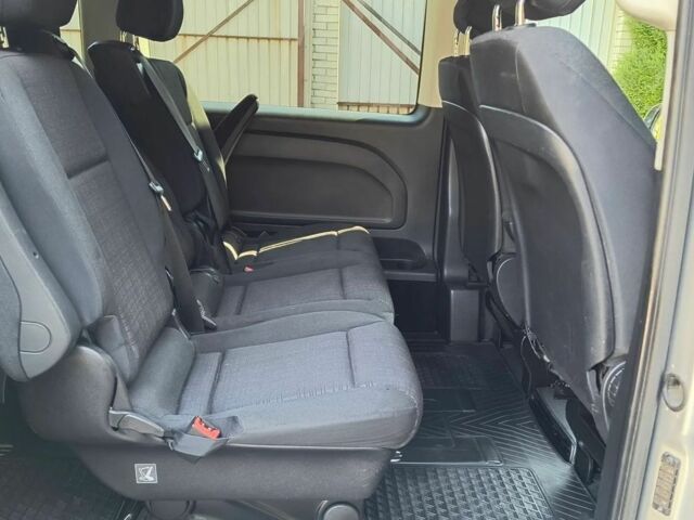 Серый Мерседес Вито, объемом двигателя 2.2 л и пробегом 110 тыс. км за 10500 $, фото 9 на Automoto.ua