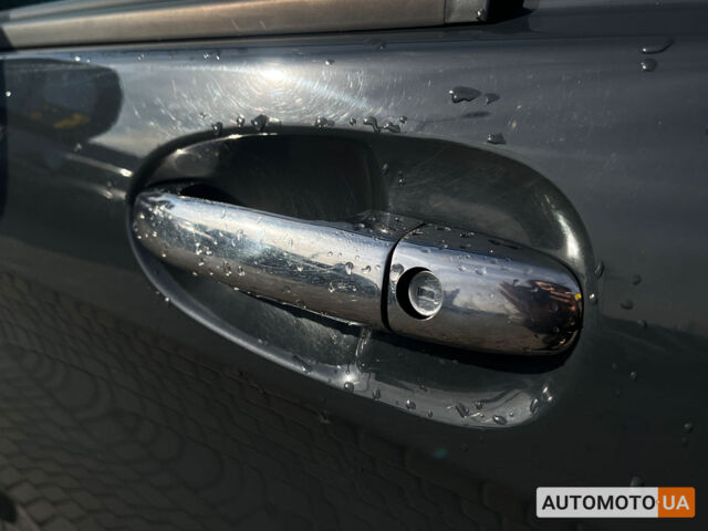 Мерседес Вито 2015 в Мукачеве на Automoto.ua Серый Мерседес Вито, объемом двигателя 2.1 л и пробегом 248 тыс. км за 26500 $, фото 8 на Automoto.ua