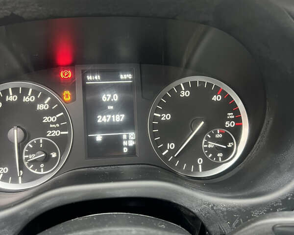 Серый Мерседес Вито, объемом двигателя 2.14 л и пробегом 247 тыс. км за 19420 $, фото 14 на Automoto.ua