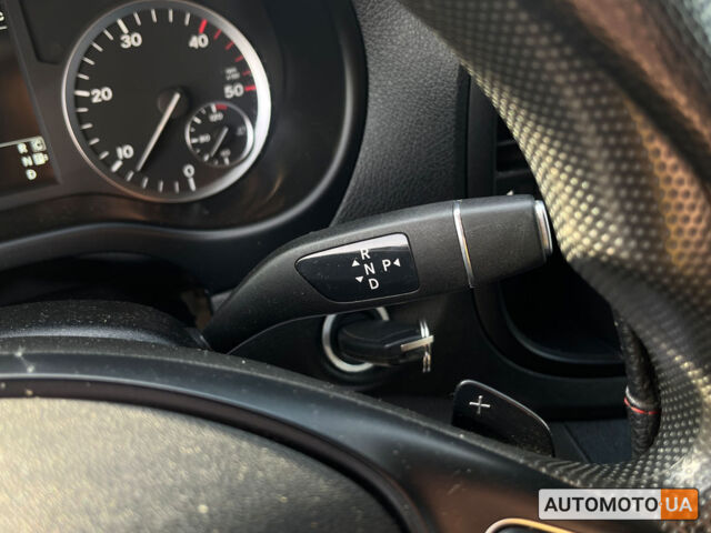 Мерседес Вито 2015 в Мукачеве на Automoto.ua Серый Мерседес Вито, объемом двигателя 2.1 л и пробегом 248 тыс. км за 26500 $, фото 16 на Automoto.ua