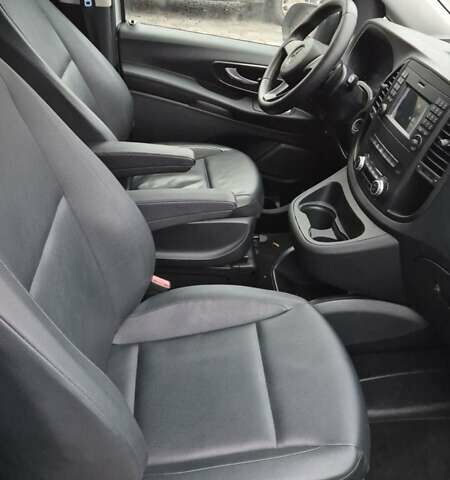 Серый Мерседес Вито, объемом двигателя 2 л и пробегом 138 тыс. км за 22000 $, фото 9 на Automoto.ua