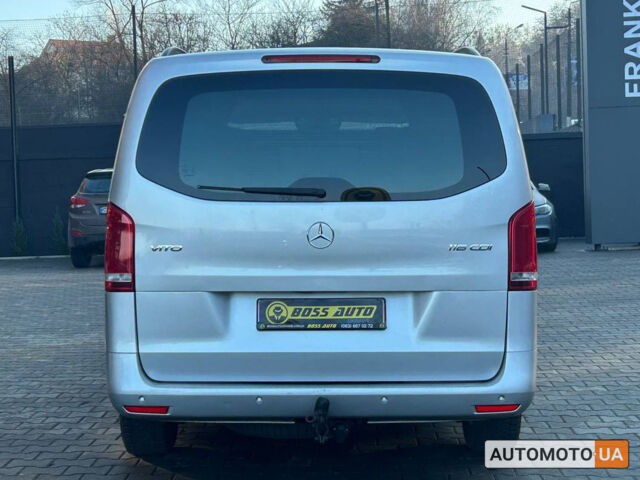 Сірий Мерседес Віто, об'ємом двигуна 2.2 л та пробігом 253 тис. км за 25500 $, фото 4 на Automoto.ua