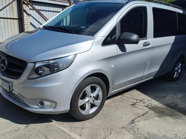 Серый Мерседес Вито, объемом двигателя 2.2 л и пробегом 110 тыс. км за 10500 $, фото 1 на Automoto.ua