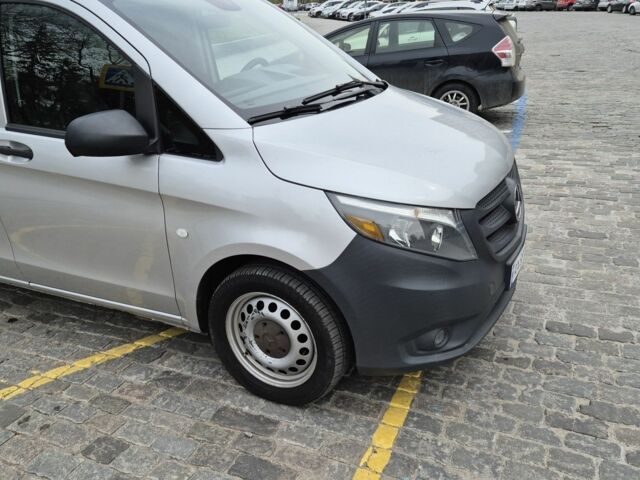 Серый Мерседес Вито, объемом двигателя 2 л и пробегом 130 тыс. км за 25000 $, фото 23 на Automoto.ua