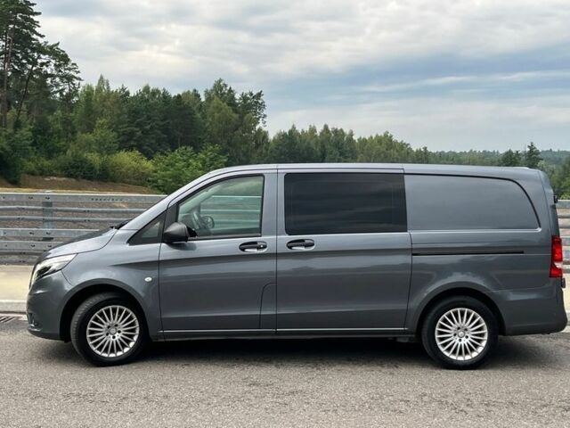 Сірий Мерседес Віто, об'ємом двигуна 2.2 л та пробігом 212 тис. км за 16550 $, фото 9 на Automoto.ua