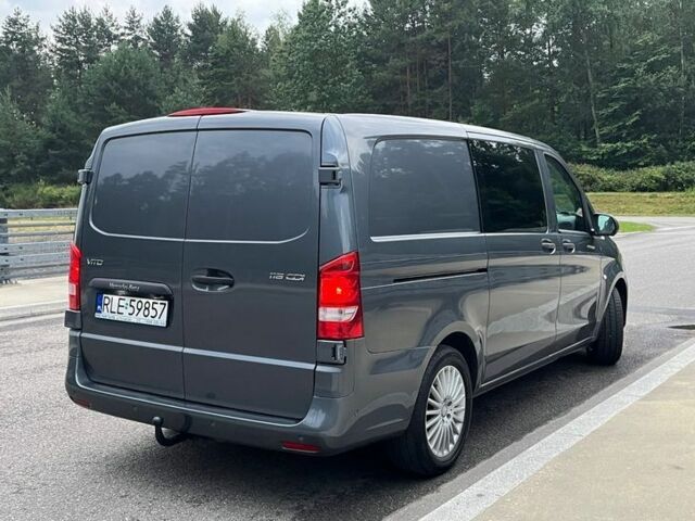 Сірий Мерседес Віто, об'ємом двигуна 2.2 л та пробігом 212 тис. км за 16550 $, фото 1 на Automoto.ua
