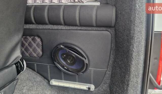 Серый Мерседес Вито, объемом двигателя 2.2 л и пробегом 355 тыс. км за 21500 $, фото 24 на Automoto.ua