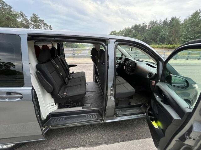 Сірий Мерседес Віто, об'ємом двигуна 2.2 л та пробігом 212 тис. км за 16550 $, фото 10 на Automoto.ua