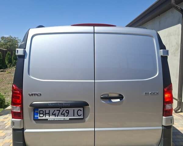 Серый Мерседес Вито, объемом двигателя 1.6 л и пробегом 105 тыс. км за 21000 $, фото 6 на Automoto.ua
