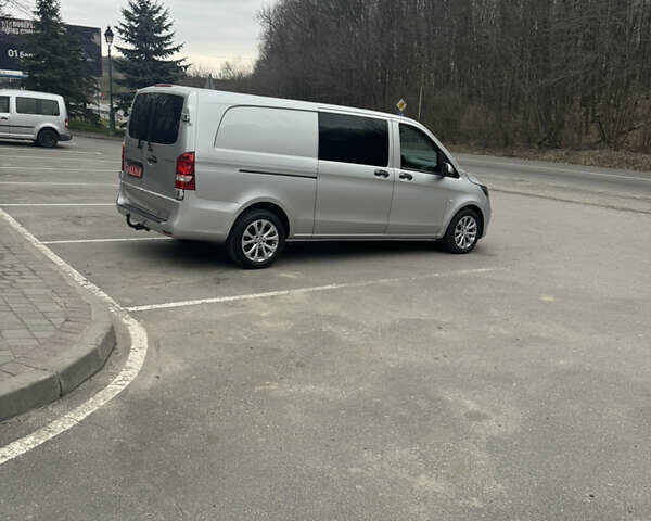Сірий Мерседес Віто, об'ємом двигуна 2.2 л та пробігом 380 тис. км за 18700 $, фото 11 на Automoto.ua