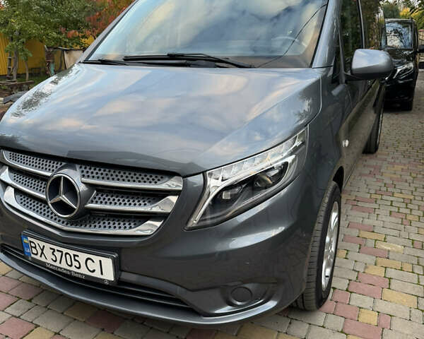 Мерседес Вито 2016 в Хмельницком на Automoto.ua Серый Мерседес Вито, объемом двигателя 2.14 л и пробегом 274 тыс. км за 28000 $, фото 6 на Automoto.ua