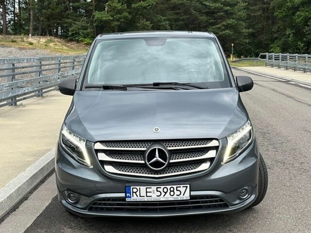 Сірий Мерседес Віто, об'ємом двигуна 2.2 л та пробігом 212 тис. км за 16550 $, фото 11 на Automoto.ua