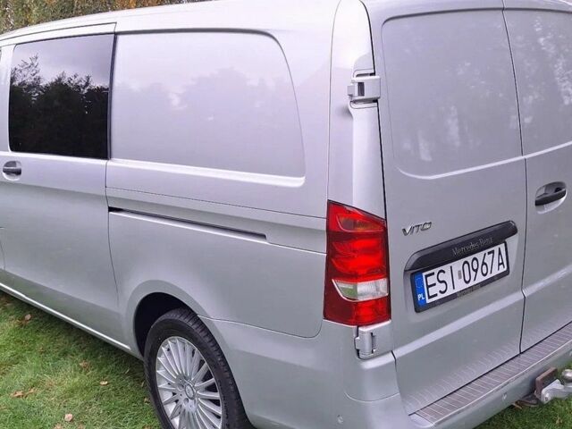 Серый Мерседес Вито, объемом двигателя 2.2 л и пробегом 140 тыс. км за 12200 $, фото 4 на Automoto.ua