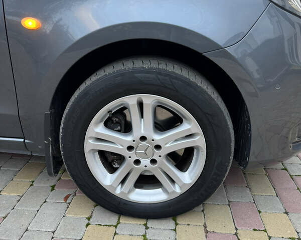 Мерседес Вито 2016 в Хмельницком на Automoto.ua Серый Мерседес Вито, объемом двигателя 2.14 л и пробегом 274 тыс. км за 28000 $, фото 20 на Automoto.ua