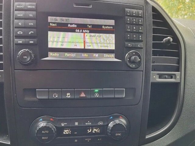 Серый Мерседес Вито, объемом двигателя 2.2 л и пробегом 140 тыс. км за 12200 $, фото 9 на Automoto.ua