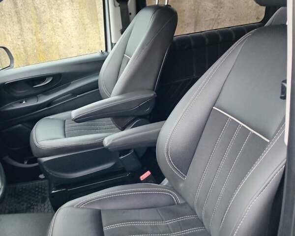 Серый Мерседес Вито, объемом двигателя 2.14 л и пробегом 365 тыс. км за 24950 $, фото 33 на Automoto.ua