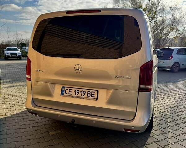 Серый Мерседес Вито, объемом двигателя 2.14 л и пробегом 187 тыс. км за 34000 $, фото 4 на Automoto.ua