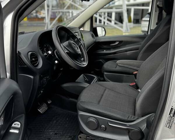 Серый Мерседес Вито, объемом двигателя 2.14 л и пробегом 187 тыс. км за 34000 $, фото 8 на Automoto.ua