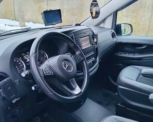 Серый Мерседес Вито, объемом двигателя 2.14 л и пробегом 365 тыс. км за 24950 $, фото 21 на Automoto.ua