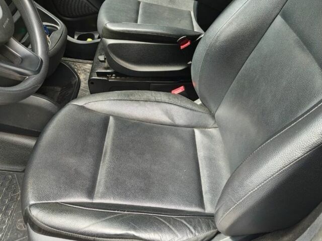 Серый Мерседес Вито, объемом двигателя 2.1 л и пробегом 167 тыс. км за 25000 $, фото 12 на Automoto.ua