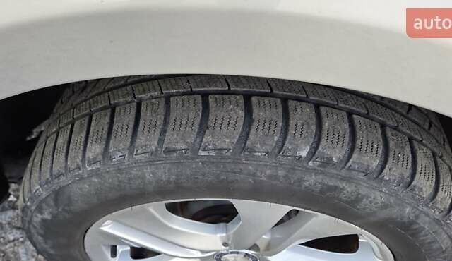 Серый Мерседес Вито, объемом двигателя 2.14 л и пробегом 224 тыс. км за 22999 $, фото 31 на Automoto.ua