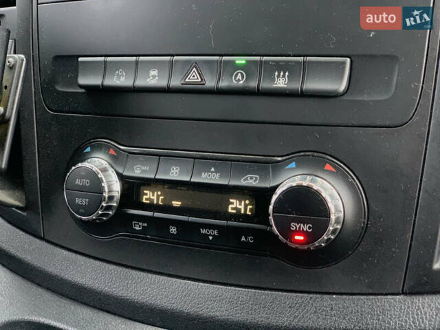 Сірий Мерседес Віто, об'ємом двигуна 2.14 л та пробігом 280 тис. км за 28955 $, фото 32 на Automoto.ua