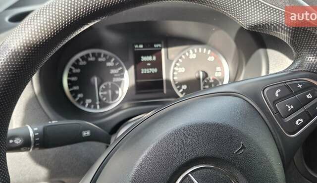 Серый Мерседес Вито, объемом двигателя 2.14 л и пробегом 224 тыс. км за 22999 $, фото 20 на Automoto.ua