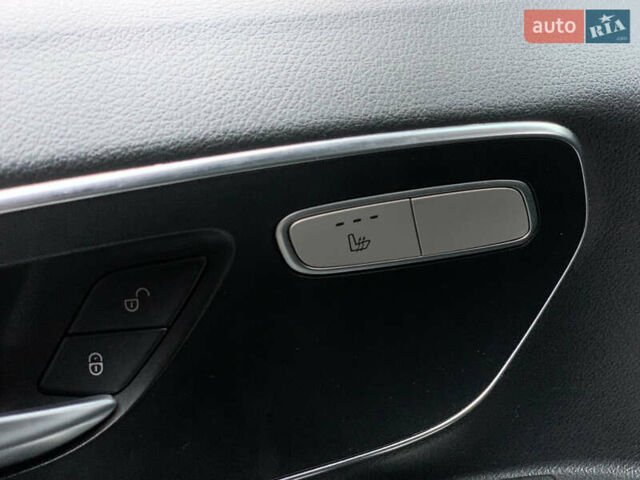 Сірий Мерседес Віто, об'ємом двигуна 2.14 л та пробігом 280 тис. км за 28955 $, фото 36 на Automoto.ua