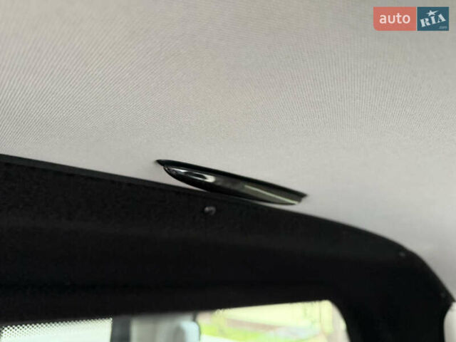 Сірий Мерседес Віто, об'ємом двигуна 2.14 л та пробігом 157 тис. км за 23900 $, фото 14 на Automoto.ua