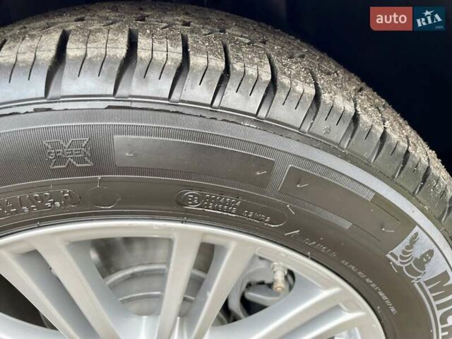 Серый Мерседес Вито, объемом двигателя 2.14 л и пробегом 268 тыс. км за 28900 $, фото 19 на Automoto.ua