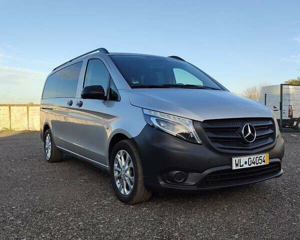 Серый Мерседес Вито, объемом двигателя 2 л и пробегом 178 тыс. км за 28800 $, фото 2 на Automoto.ua