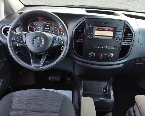 Серый Мерседес Вито, объемом двигателя 2 л и пробегом 178 тыс. км за 28800 $, фото 25 на Automoto.ua