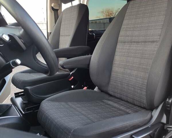 Серый Мерседес Вито, объемом двигателя 2 л и пробегом 178 тыс. км за 28800 $, фото 18 на Automoto.ua