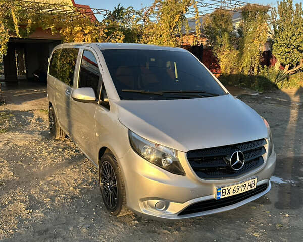 Сірий Мерседес Віто, об'ємом двигуна 1.6 л та пробігом 95 тис. км за 34000 $, фото 1 на Automoto.ua