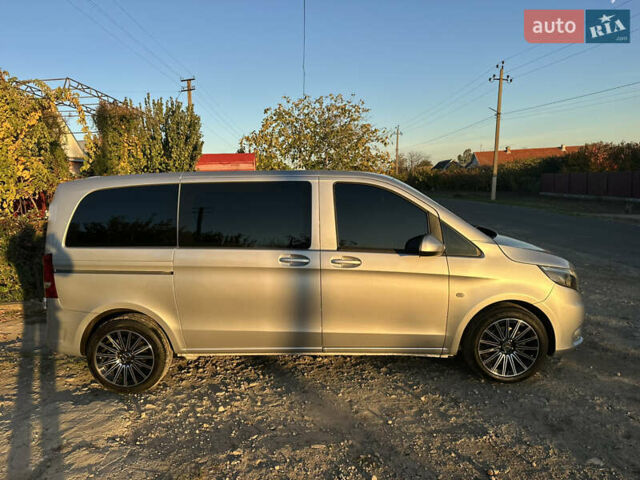 Сірий Мерседес Віто, об'ємом двигуна 1.6 л та пробігом 95 тис. км за 34000 $, фото 2 на Automoto.ua