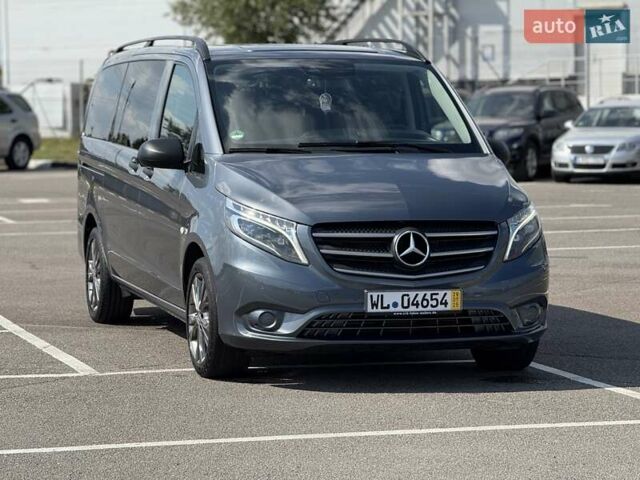 Серый Мерседес Вито, объемом двигателя 2.1 л и пробегом 266 тыс. км за 32500 $, фото 3 на Automoto.ua