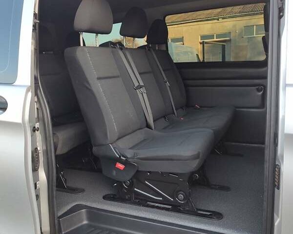 Серый Мерседес Вито, объемом двигателя 2 л и пробегом 178 тыс. км за 28800 $, фото 33 на Automoto.ua