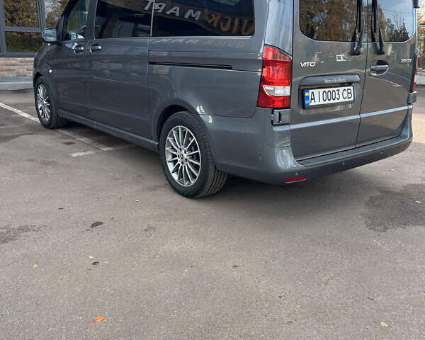 Серый Мерседес Вито, объемом двигателя 2.2 л и пробегом 147 тыс. км за 32000 $, фото 3 на Automoto.ua